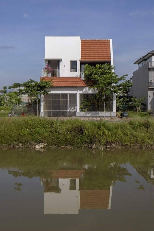 “Xẻ dọc tầng hai” làm vườn, nhà Hà Tĩnh “gây sốt” trên báo ngoại - 1