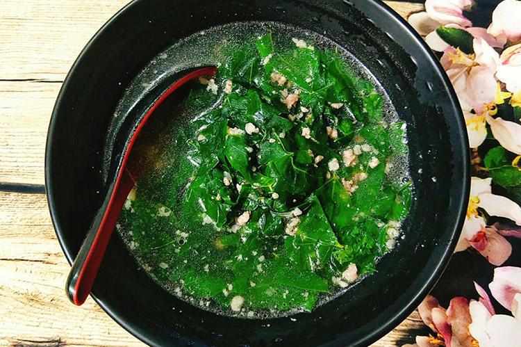 Dùng nước luộc thịt nấu canh có tốt không? Làm thêm một bước trước khi nấu  để cả nhà an tâm khi ăn
