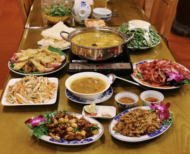 View - Nghỉ lễ 2/9, khám phá Hang Múa - Ninh Bình vào mùa đẹp nhất, xứng danh đệ nhất sống ảo