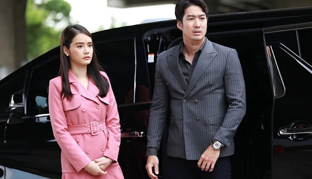 Vừa bước chân tới cửa nhà bố vợ, chân tôi khựng ngay lại nhận ra mẹ kế tương lai chính là vợ cũ. (Ảnh minh họa)