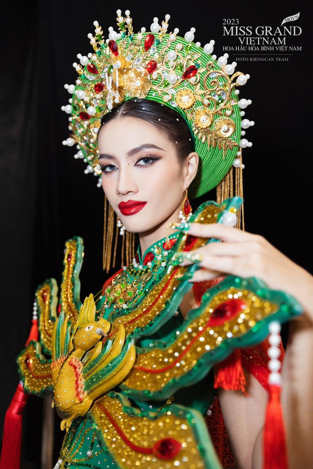 Mặt mộc của Top 5 Miss Grand Vietnam 2023, Tân Hoa hậu đẹp đỉnh, Á hậu 2 còn mê hơn - 13