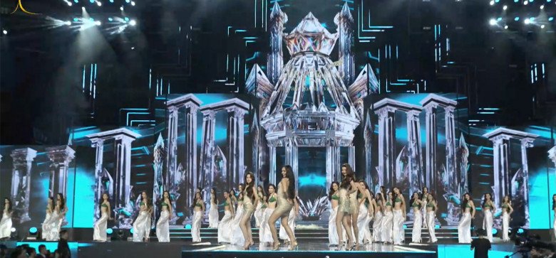 Trực tiếp Chung Kết Miss Grand Vietnam 2023: Top 5 xuất sắc nhất cho ngôi vị Tân Hoa hậu lộ diện - 32