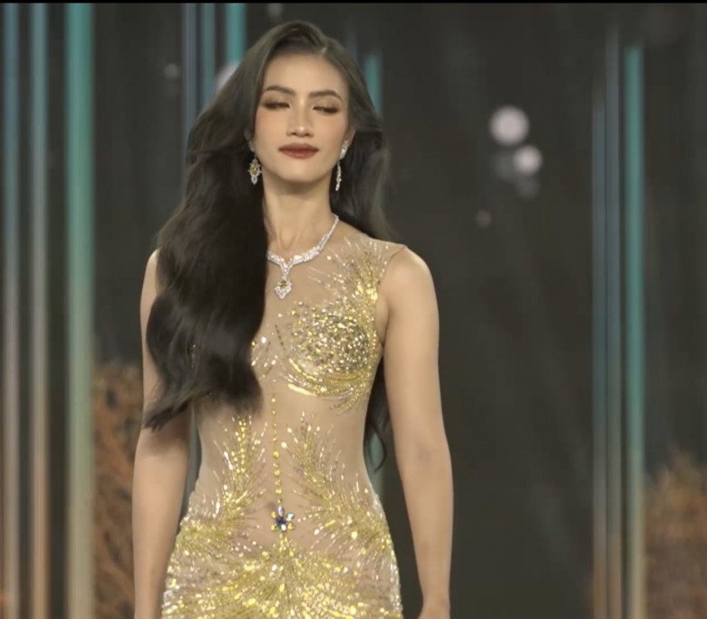 Trực tiếp Chung Kết Miss Grand Vietnam 2023: Top 5 xuất sắc nhất cho ngôi vị Tân Hoa hậu lộ diện - 28