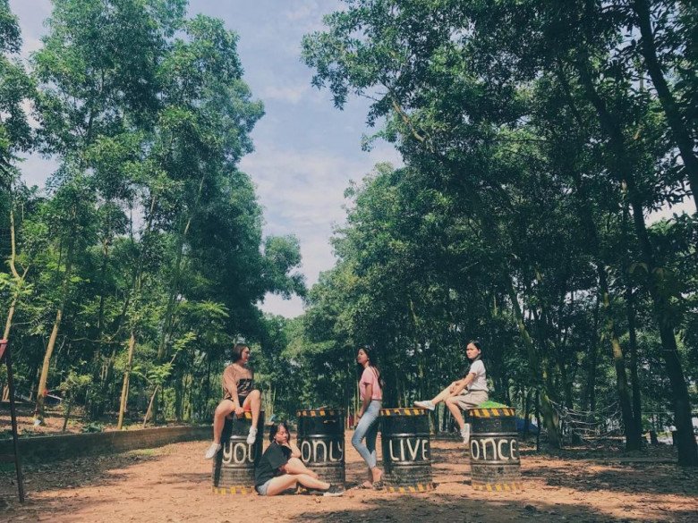 View - 5 địa điểm cắm trại siêu gần Hà Nội dịp nghỉ lễ 2/9: Không khí cực trong lành, tổ chức tiệc BBQ thì hết sảy