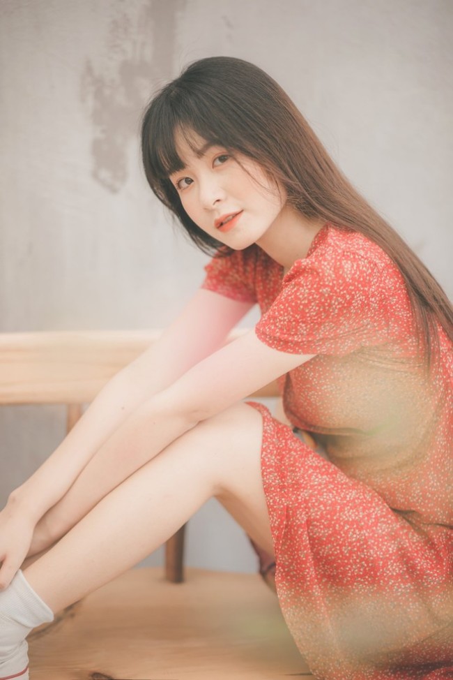 View - Hot girl xưởng may thích đâm bị thóc, chọc bị gạo: Nhan sắc trong veo lại quyến rũ, không ngờ đã làm mẹ