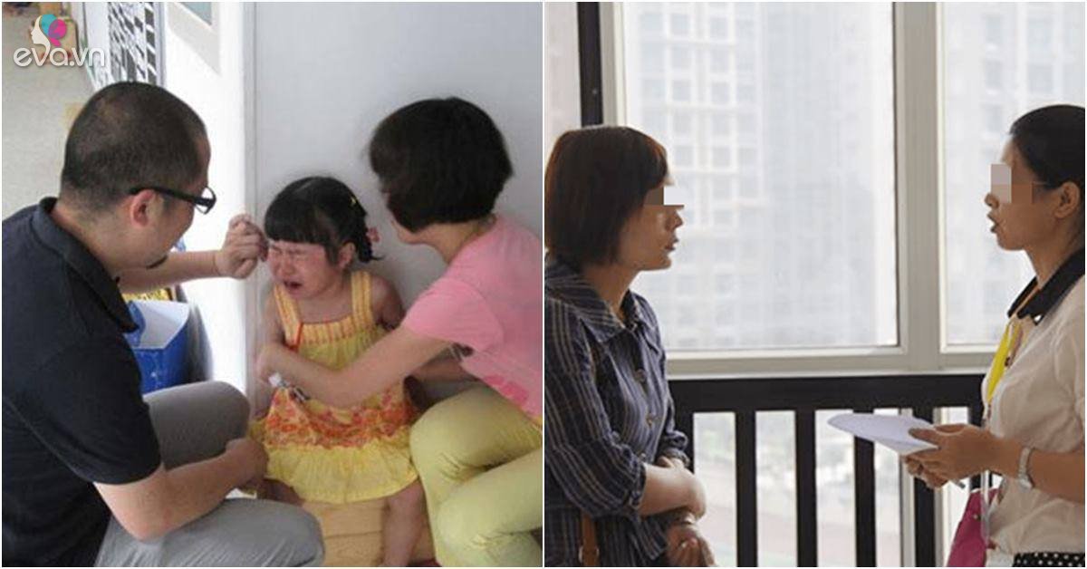 View - Con gái đi nhà trẻ về liên tục kêu đau, nhìn thấy thứ rơi ra từ trên đầu, mẹ vừa đi gặp cô giáo vừa khóc