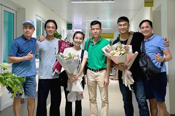 View - Làng Trong Phố lộ kết thúc: Có người nguy kịch, nữ chính Trần Vân xác nhận 1 tin vui