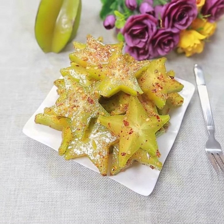 Khế chứa một số dưỡng chất và còn là vị thuốc trong đông y. Ảnh minh họa. 