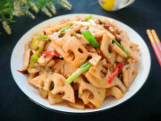 Bếp Eva - Toàn thân cây này là thuốc bổ, phần củ dồi dào kali giúp giảm mệt mỏi, đem xào được món đơn giản mà ngon