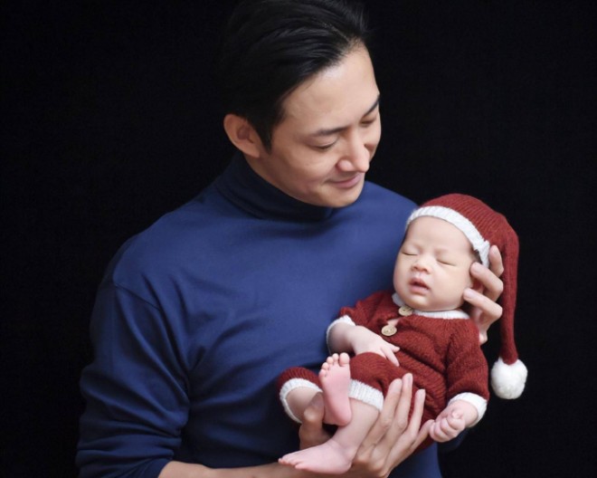 View - Vương Dương - Nam chính mối tình chú - cháu: Anh họ cựu thành viên Suju, yêu vợ từ cái nhìn đầu tiên