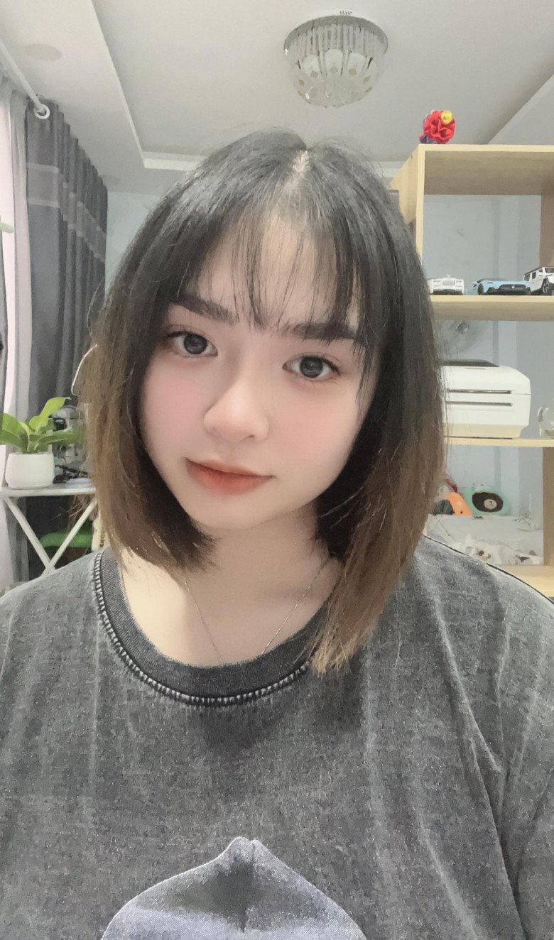 View - Ngoại hình mới nhất của Thiện Nhân gây ngỡ ngàng, được chồng yêu đồng giới hơn 15 tuổi khen ngọt lịm