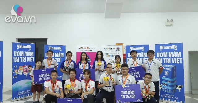 Gallery - Vinamilk tiếp sức nhà vô địch nhí bứt phá tại Robotacon WRO 2023