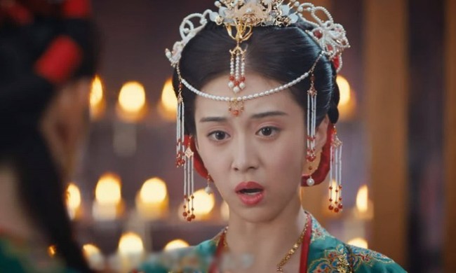 View - Tân Lên Nhầm Kiệu Hoa Được Chồng Như Ý: Búp bê cổ trang nhăn nheo như bà già, tướng quân yếu ớt, thiếu nam tính