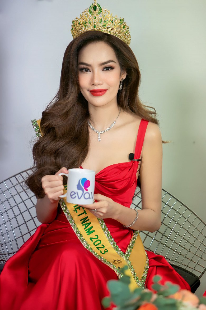 Top 5 Miss Grand Vietnam 2023 xuất hiện lộng lẫy, ghi điểm với nhan sắc qua cam thường không góc chết - 1