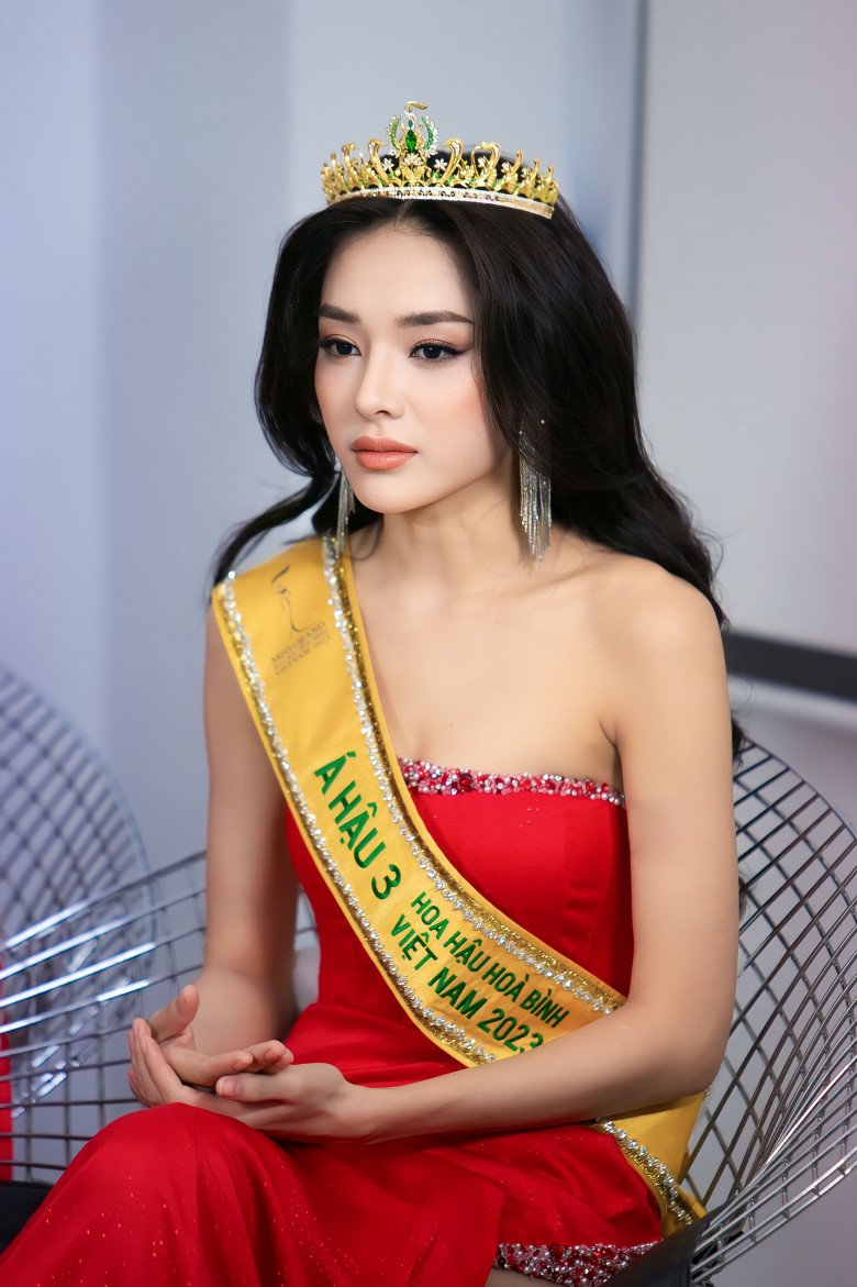 Top 5 Miss Grand Vietnam 2023 xuất hiện lộng lẫy, ghi điểm với nhan sắc qua cam thường không góc chết - 8