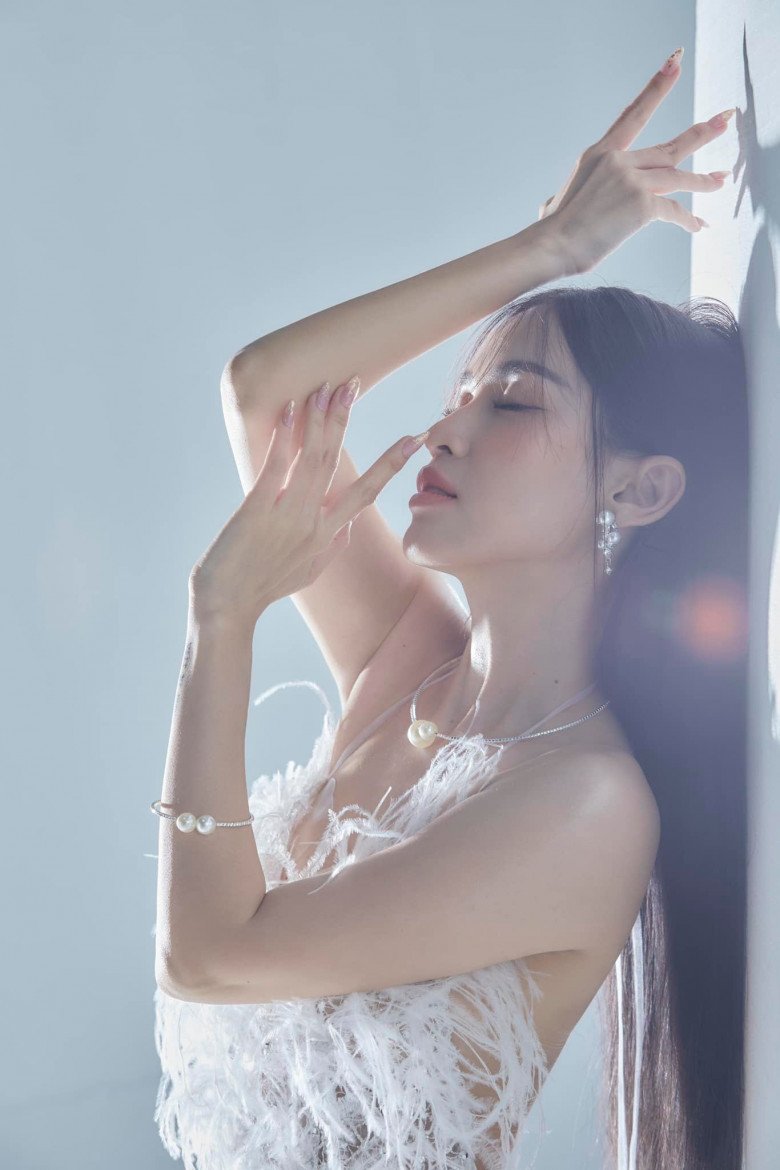 View - Vợ diễn viên Phía trước là bầu trời đẹp mê mải khi tham gia Chị Đẹp Đạp Gió, Diệu Nhi hát không hay vẫn đi thi