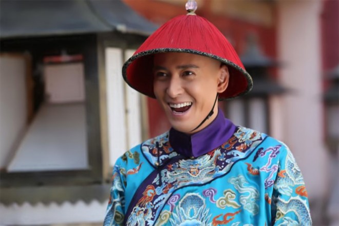 View - Hàn Đống - Vi Tiểu Bảo đẹp trai nhất màn ảnh: U50 chưa chịu già, bị tố "lên giường” với bạn diễn