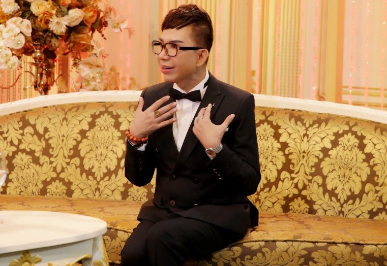 Anh mắc một số bệnh không phù hợp để làm ca sĩ.