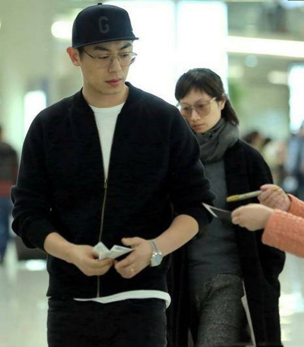 View - Chu Á Văn - Mỹ nam 20 năm nay quá hiền nên diễn mãi vẫn chìm, từng yêu thầm Lưu Diệc Phi, bị từ chối