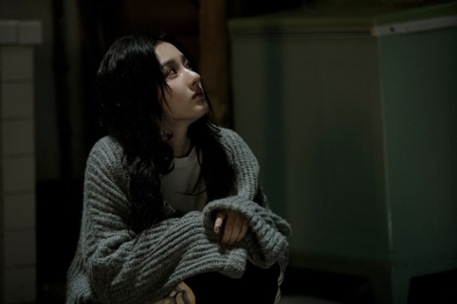 View - Na Tra bị điều tra trốn thuế 150 tỷ đồng: Là mỹ nhân đẹp từ trong trứng, đời tư hỗn loạn