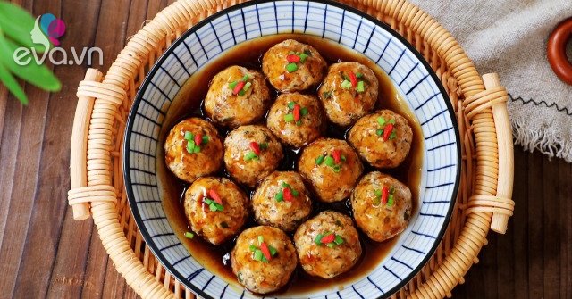 View - Thịt gà luộc ăn cả dịp lễ cũng chán, đem vo viên kiểu này được món cả tuần nấu vài bữa không chán