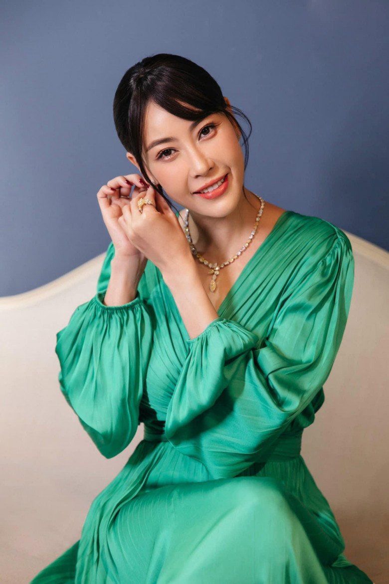 Hoa hậu Việt Nam tuổi 47 vẫn gắn amp;#34;đồ giảamp;#34; như đàn em, nhan sắc lập tức trẻ ra chục tuổi - 7
