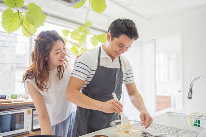 Sau một đêm nồng nàn, nếu chồng làm việc này vào buổi sáng, chứng tỏ anh coi vợ như báu vật - 3