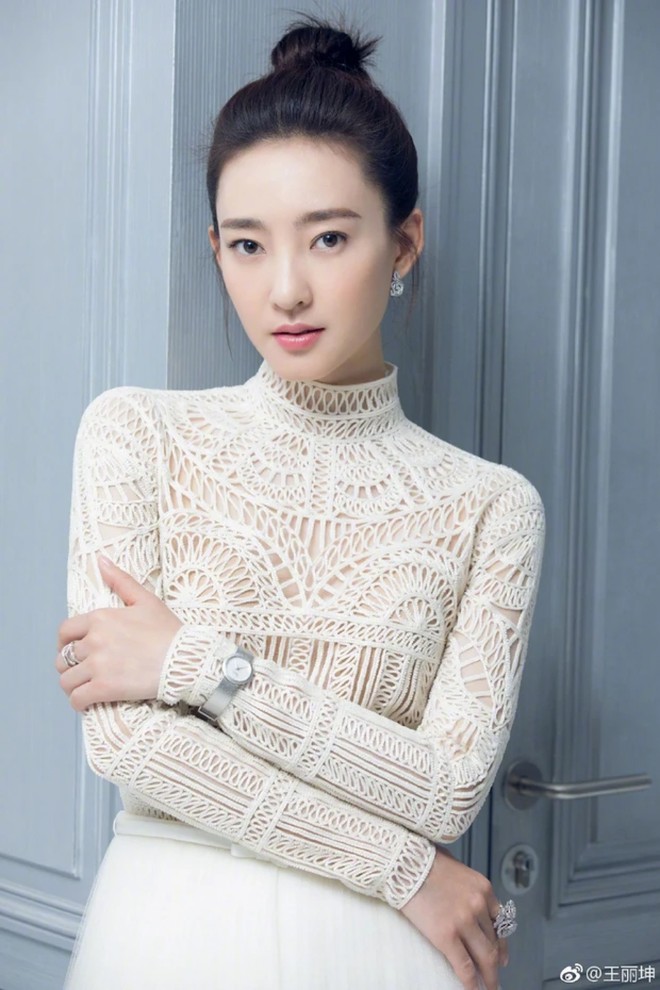 View - Vương Lệ Khôn - Tình duyên lận đận của mỹ nhân Tây du ký trước khi bị tẩy chay vì sống sung sướng