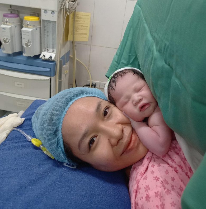 Mẹ Hà Nội nấu cơm cữ kiểu truyền thống toàn móng giò với thịt rang nghệ mà không hề ngán, gọi sữa về tràn trề - 1