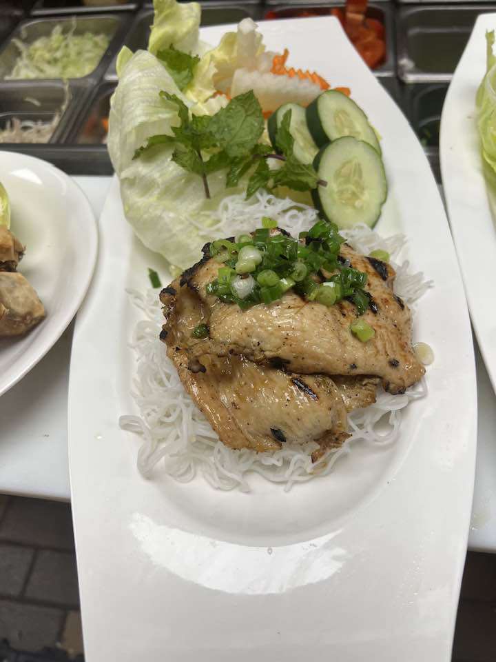 Vợ cũ U70 của Đàm Vĩnh Hưng khoe loạt món ăn mình nấu, món nào món nấy đẹp như nhà hàng - 5
