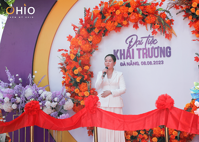 Đông đảo khách hàng tham dự sự kiện khai trương Thẩm mỹ OHIO chi nhánh Đà Nẵng - 2