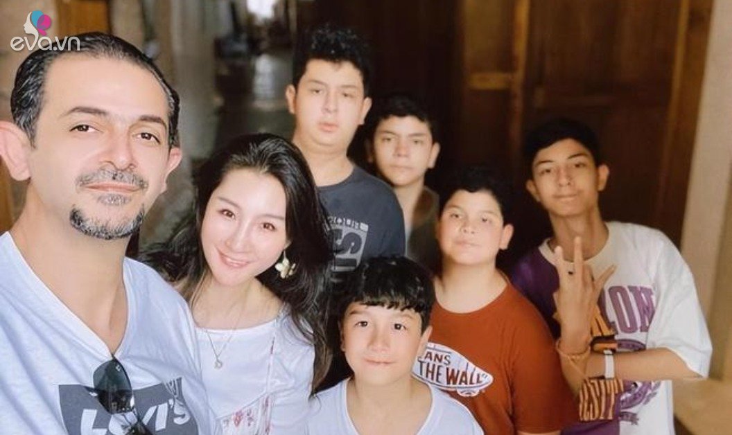 View - Bất chấp theo chồng nghèo sang UAE, 8X đẻ sòn sòn 5 con trai, hiện sống trong biệt thự triệu đô