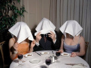 Lifestyle - Món ăn chỉ dành cho quý tộc Pháp nhưng gây ám ảnh, khi ăn phải trùm kín khăn