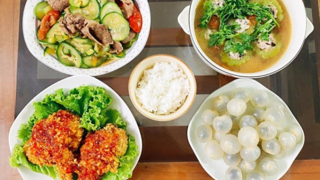 thực đơn cơm cữ