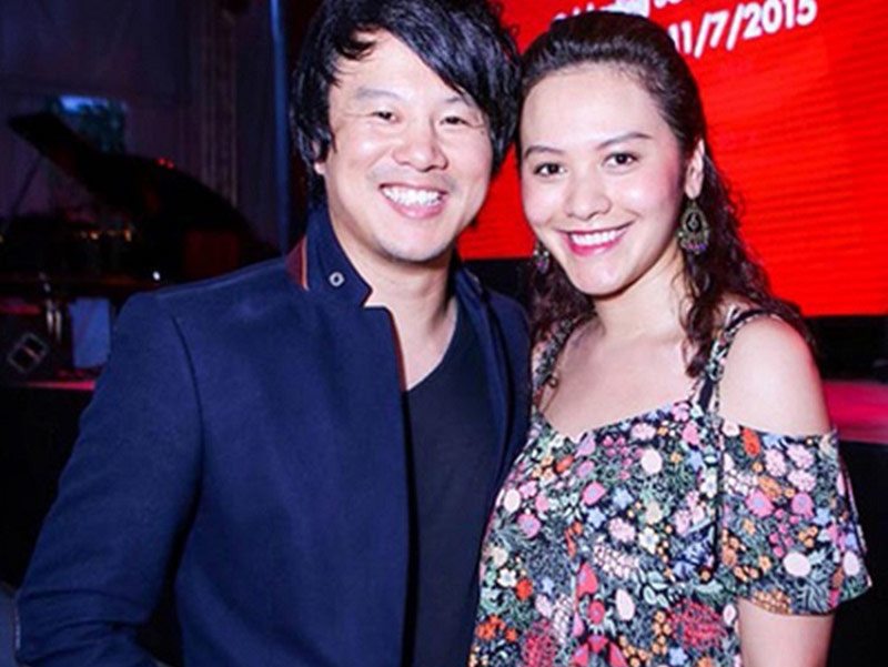 Thanh Bùi và Trương Huệ Vân từng yêu nhau kín đáo gần 4 năm trước khi làm đám cưới vào năm 2013. Giống hầu hết người làm kinh doanh, Huệ Vân kín tiếng, điềm đạm và nhẹ nhàng, không tiết lộ thông tin đời tư
