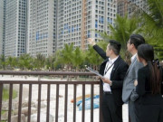 Tin tức - Người phụ nữ được "dòng đời xô đẩy" làm nghề môi giới chung cư, luôn tâm niệm "Khách hàng là nhất", 4 năm bán được hàng trăm căn nhà