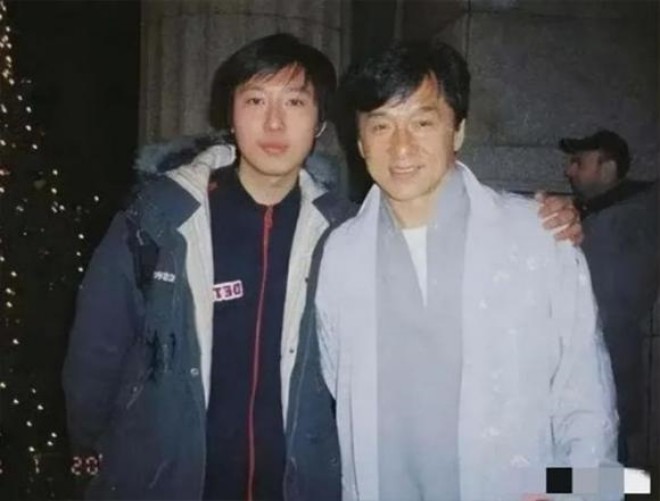 View - Thành Long - Sốt thông tin mẹ ruột con trai riêng Thành Long là đệ nhất danh ca quá cố Đặng Lệ Quân