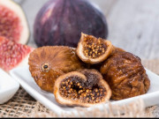 Lifestyle - Loại quả ở quê mọc đầy đường vứt đi chả ai tiếc, nay lên thành phố trở thành mặt hàng đắt đỏ, giá 200.000 đồng/kg