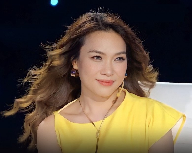 View - Mỹ Tâm bất ngờ thừa nhận có chồng rồi, mọi người xung quanh ồ lên kinh ngạc