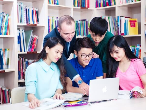 Chứng chỉ TOEFL đánh giá trình độ tiếng Anh của bạn trong môi trường học thuật, cụ thể là ở các nước nói tiếng Anh Mỹ.