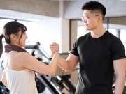 Người đàn ông vạm vỡ nhưng bi teo tóp bằng hạt đậu, đến viện mới biết thủ phạm từ phòng tập gym