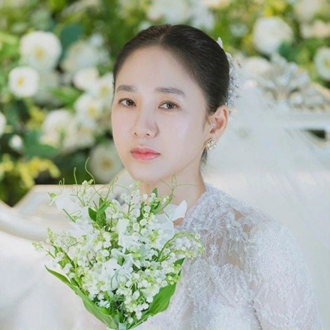 View - Park Joo Mi - Bà dì U60 giải nghệ lấy chồng, vướng tin cặp con trai bạn thân, diện mạo lão hóa ngược