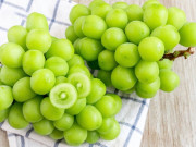 Bà bầu - Có bầu mua chùm nho gần 1 triệu ăn vì thèm, tôi bị chồng mắng hoang toàng, không biết thu vén