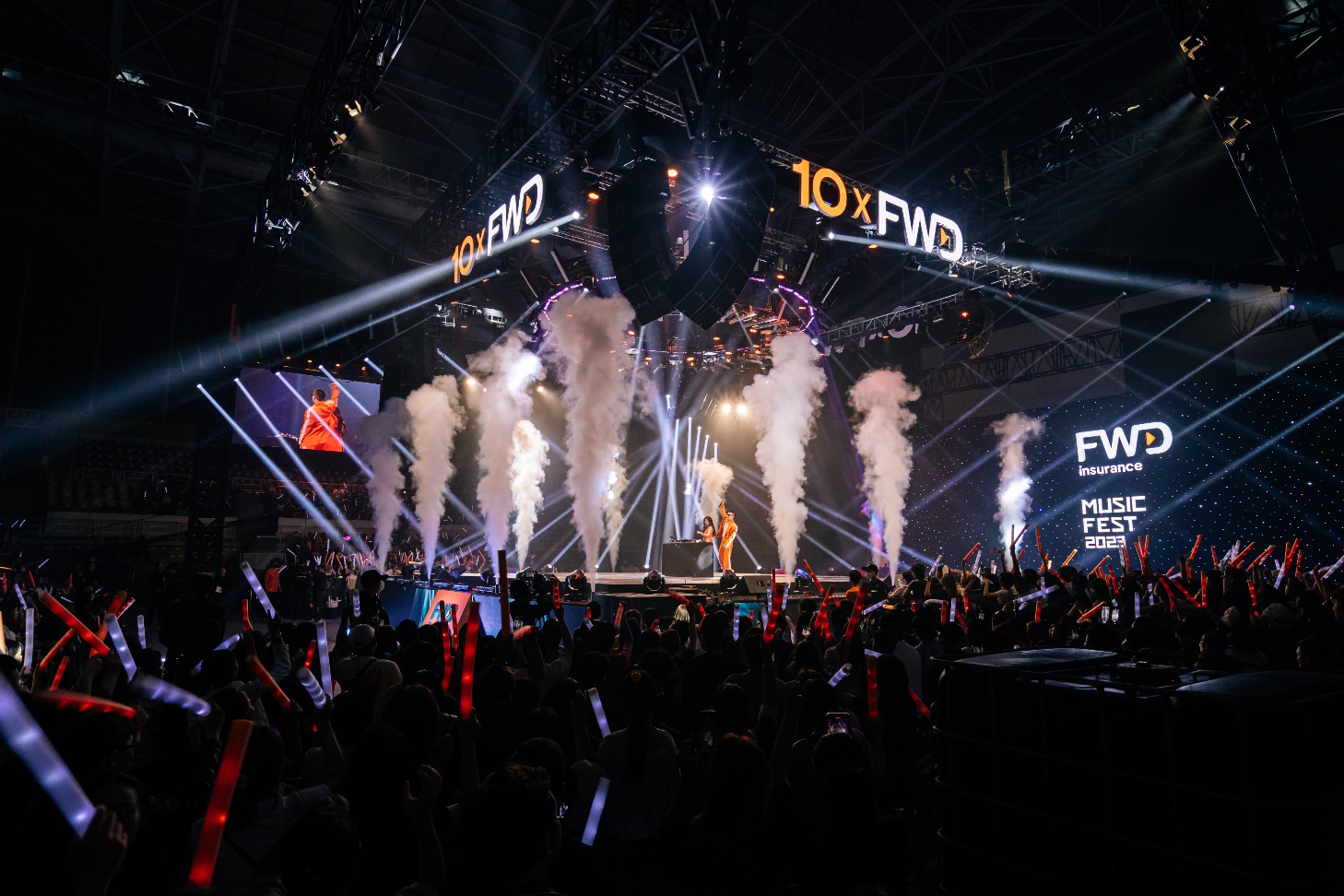 Sự kiện FWD Music Fest 2023 thu hút gần 10.000 khán giả.