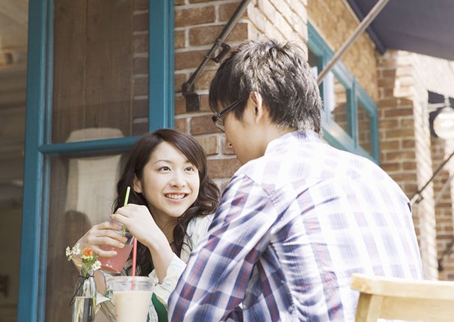 Mưu Quân tạo một profile khủng để tiếp cận các cô gái (Ảnh minh họa)