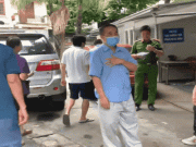 Tin tức - Bấn loạn tìm người thân trong vụ cháy chung cư nhiều người thương vong ở Khương Hạ