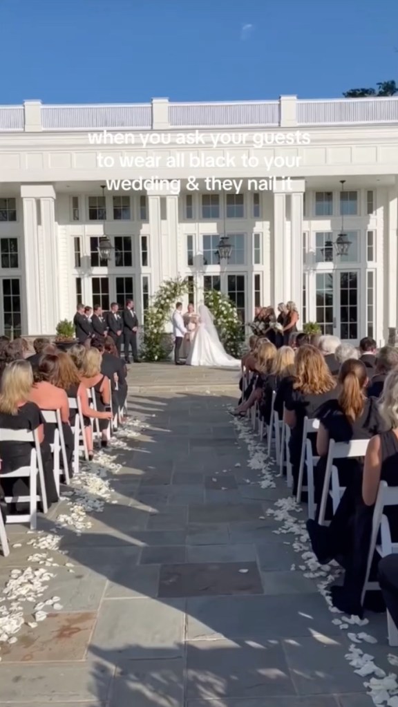 Cô dâu “yêu cầu lạ” với khách mời đến dự đám cưới - 3