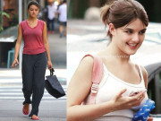 Thời trang - Tạm biệt chiếc quần của mẹ, Suri Cruise cứ diện các thiết kế mang màu trời là sáng bừng con phố