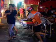 Tin tức - Cháy chung cư mini ở Hà Nội: "Tại sao mẹ lại tìm thấy con ở đây?"