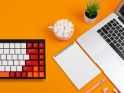 Lifestyle - Món đồ công nghệ vừa xinh lại cực chất trên bàn làm việc mà chị em văn phòng nên sắm